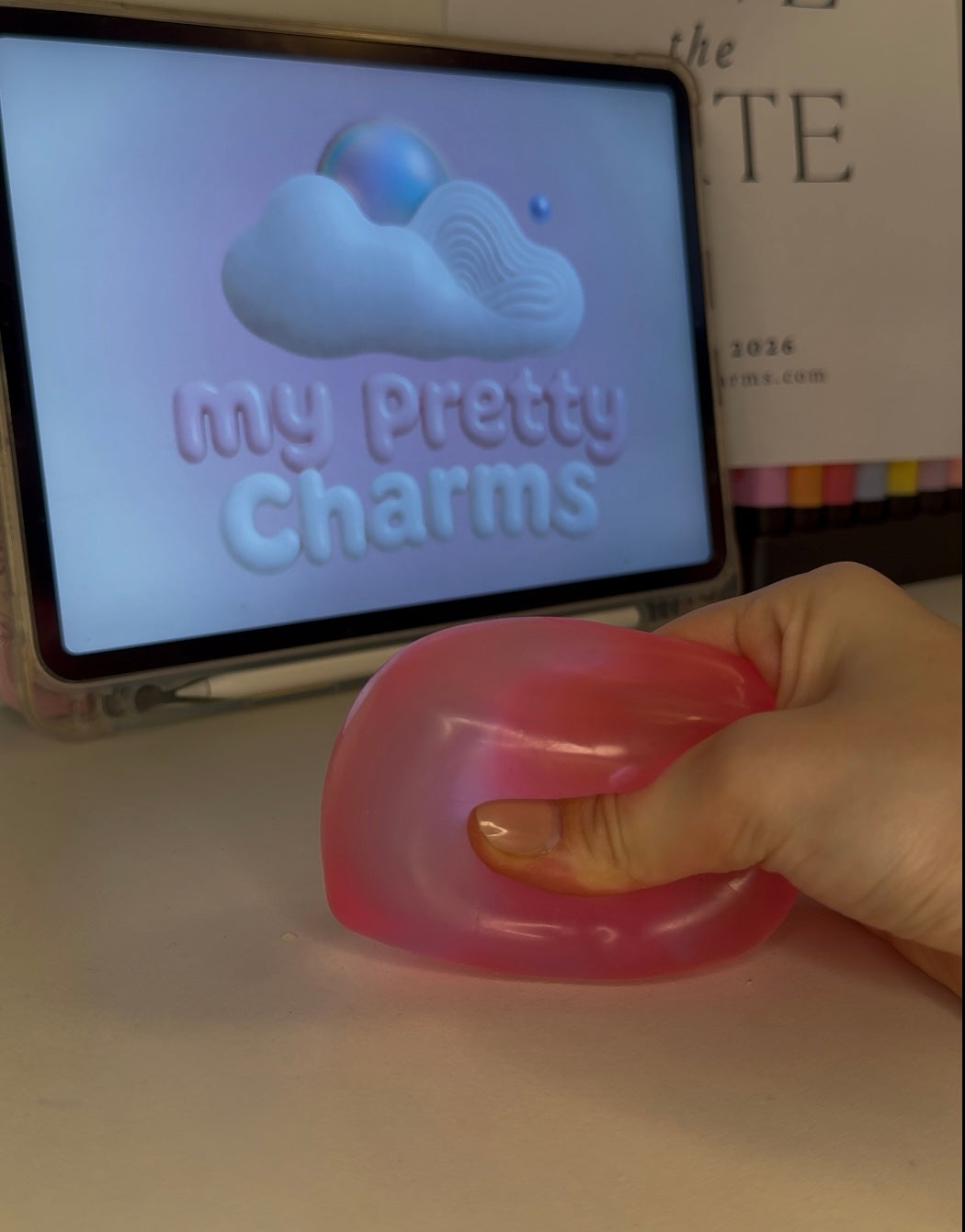 THE PINK - Squishy Cube
