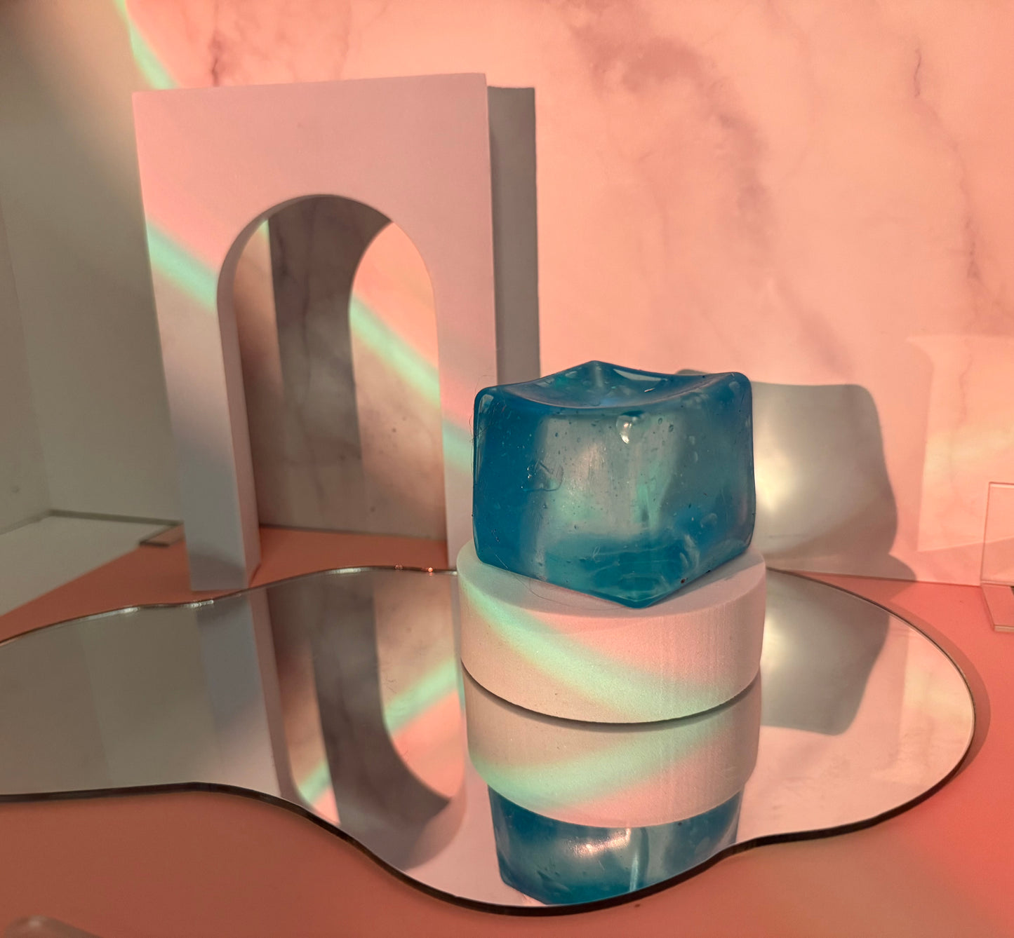 THE BLUE - Squishy Cube