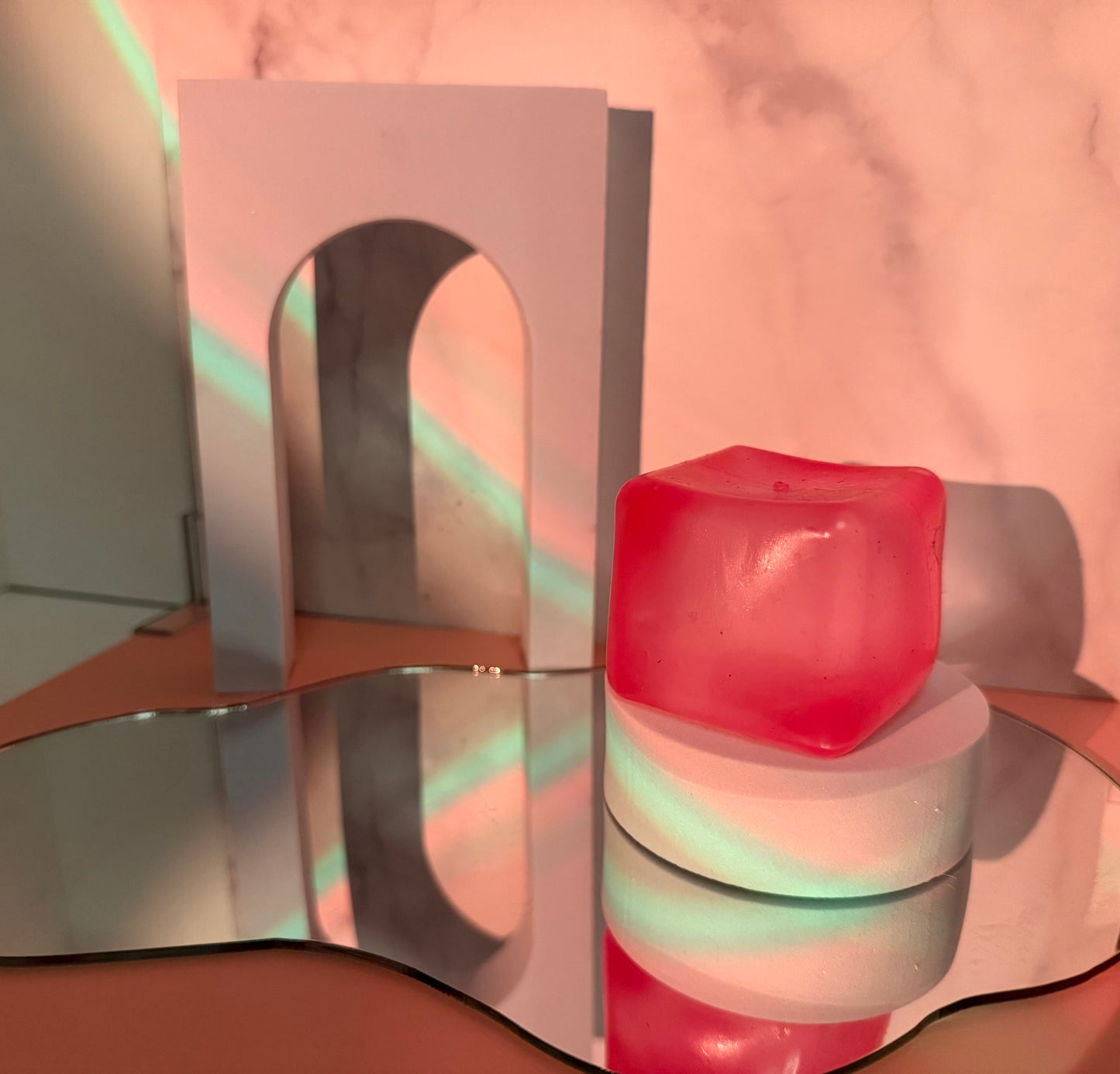 THE PINK - Squishy Cube
